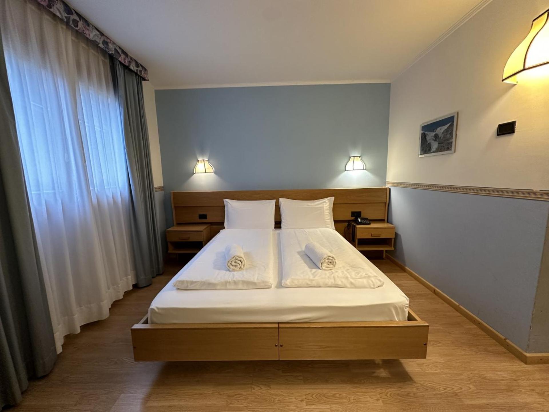 Active Hotel Gran Zebru' Cogolo Exterior photo